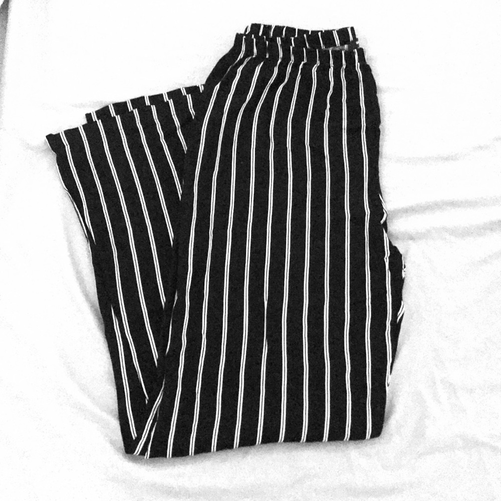 Brandy Melville White/Blue Striped Pants